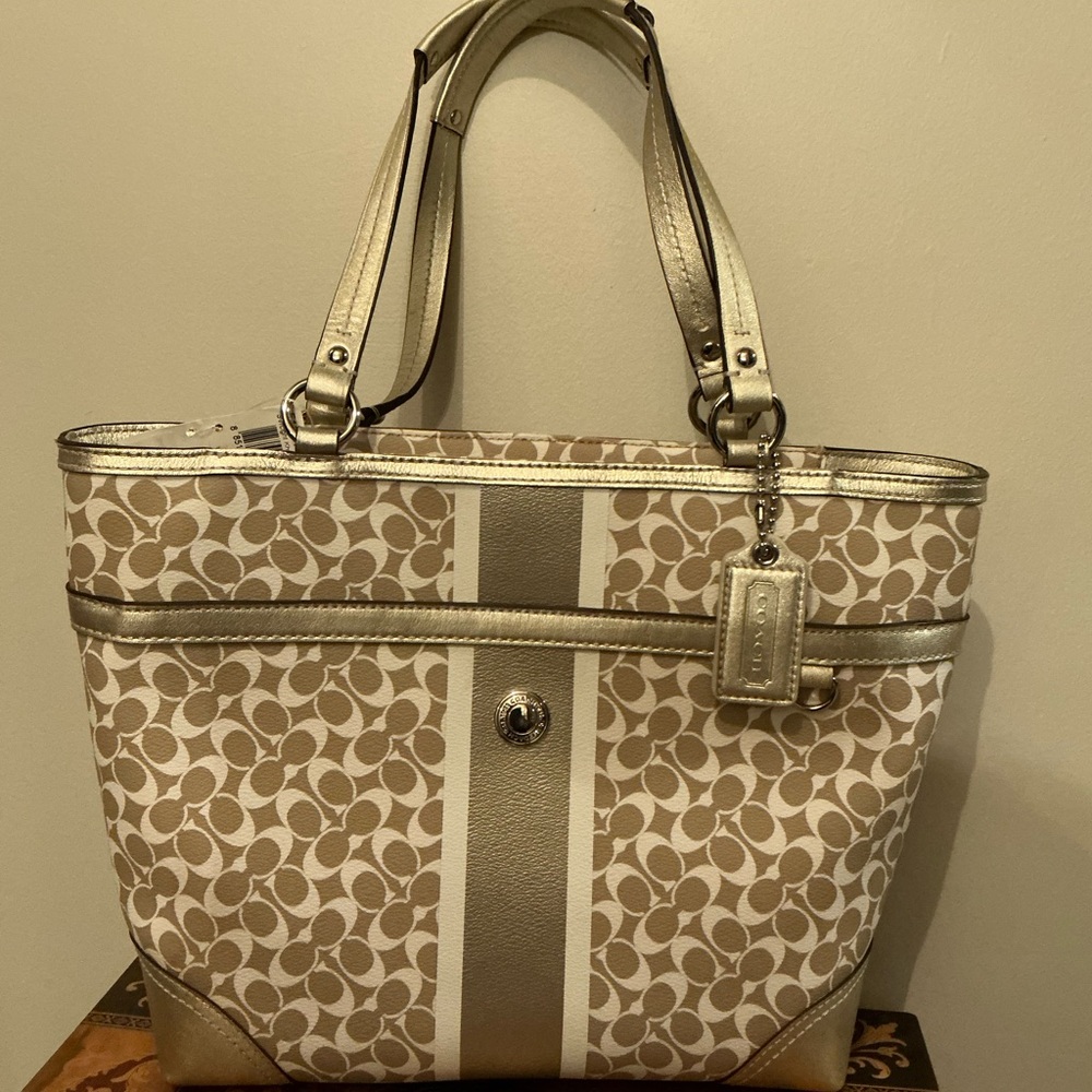 Coach Vintage Bag NWT